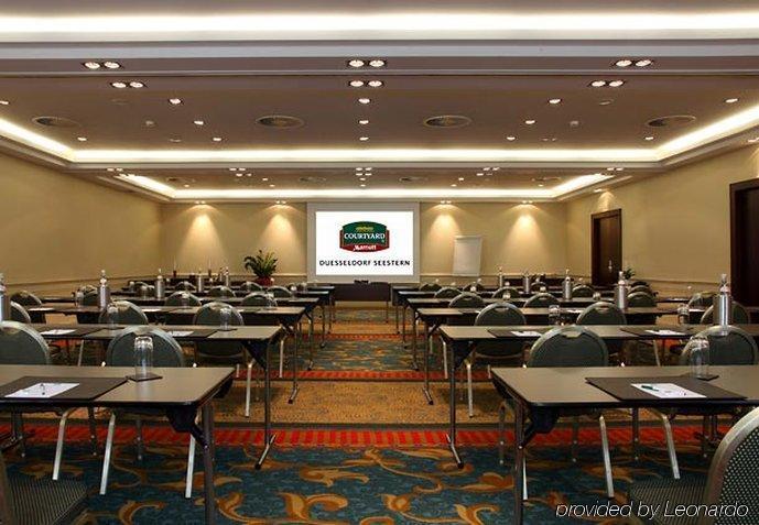 Courtyard by Marriott Düsseldorf Seestern Negocio foto