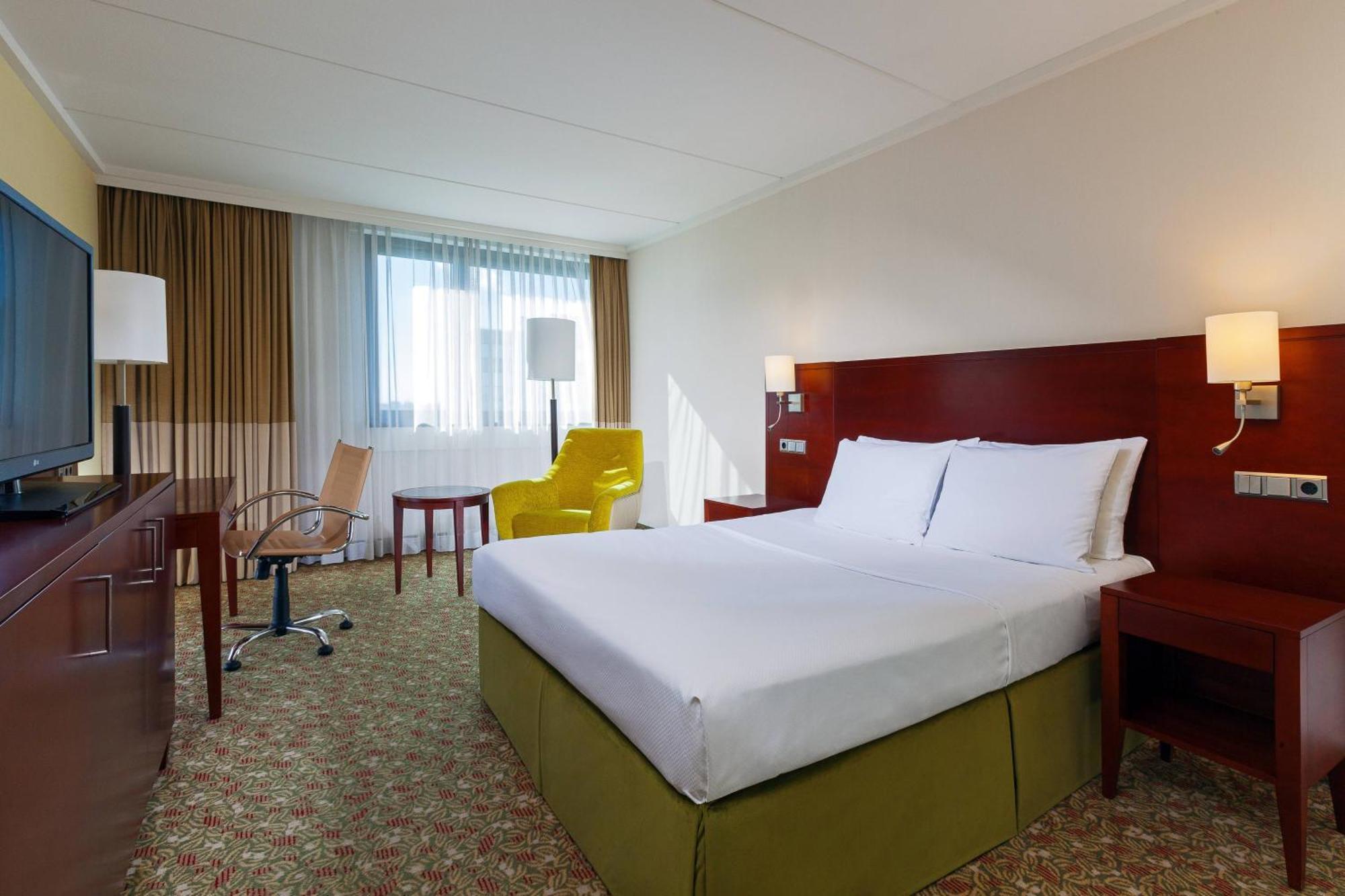 Courtyard by Marriott Düsseldorf Seestern Exterior foto