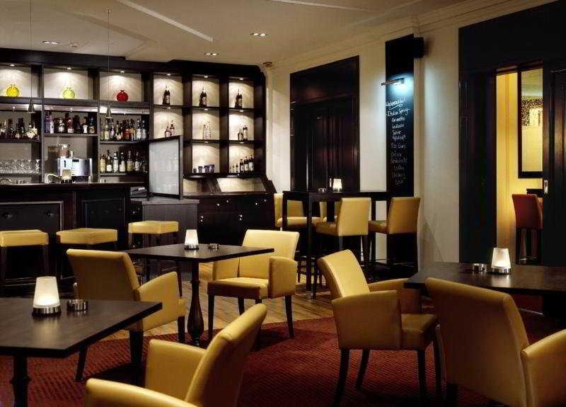 Courtyard by Marriott Düsseldorf Seestern Facilidades foto