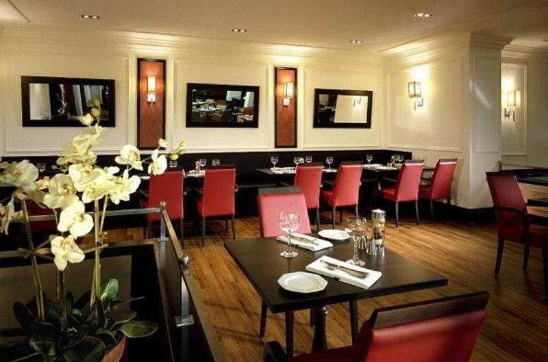 Courtyard by Marriott Düsseldorf Seestern Facilidades foto